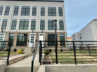 1918 Capitol Ave NE #201, Washington, DC 20002