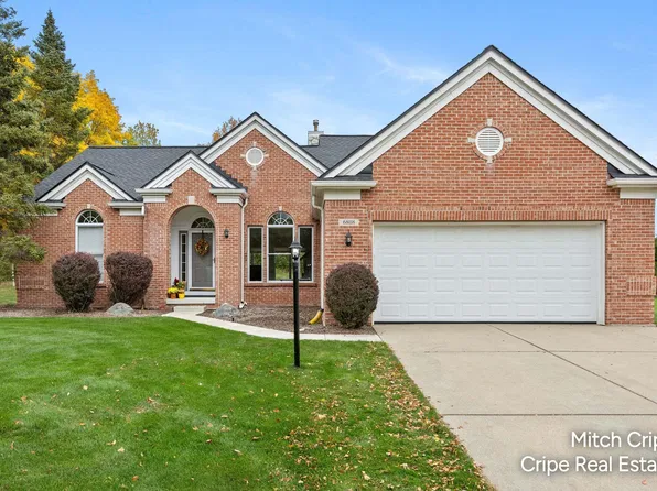 6808 Old Lantern Dr SE, Caledonia, MI 49316
