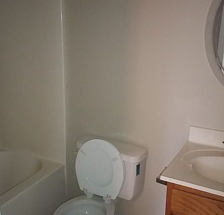 5th image of 700 14th Ave NW