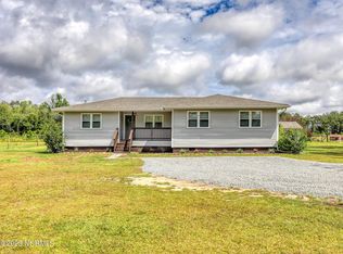1305 Bear Hole Rd, Vanceboro, NC 28586