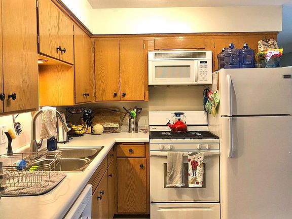 5th image of 5026 Sheridan Ave S #5026