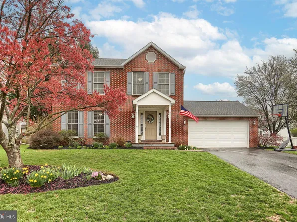 19 Monarch Ln, Mechanicsburg, PA 17050