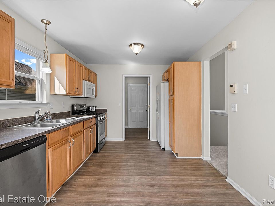 830 Woodhaven Dr, photo 7