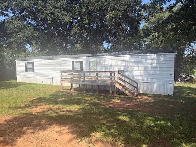 3 bed, $1,200 — Photo 4