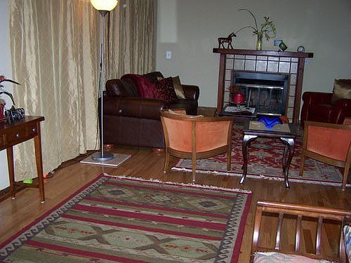 LR,new paint, new hardwood floor