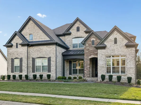 1137 McClellan Ln, Nolensville, TN 37135