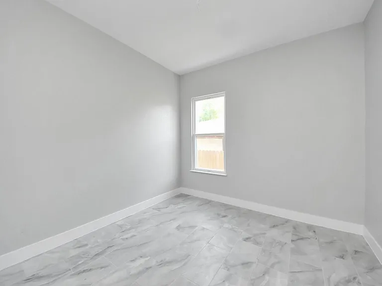 7160 Rook Blvd — Photo 22