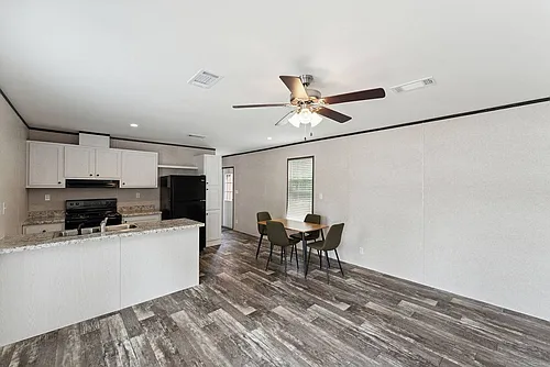 610 S Heather Way Photo 1