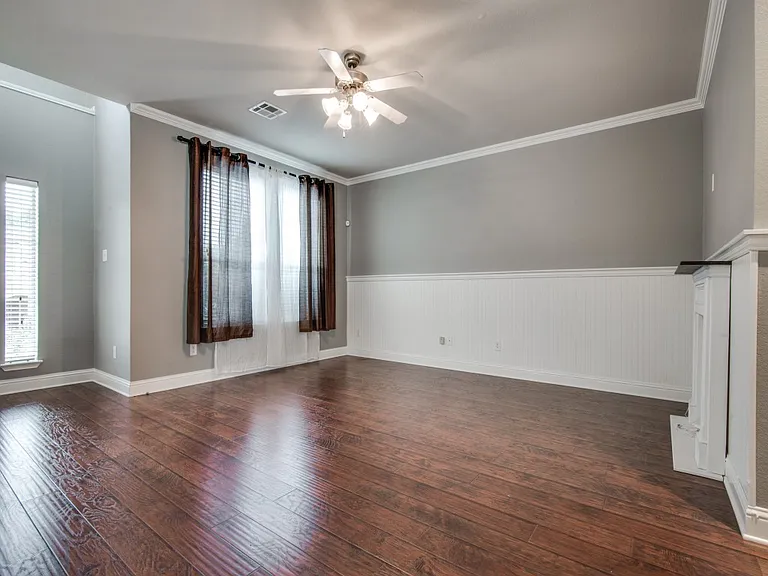 10120 Cherry Hill Ln — Photo 8