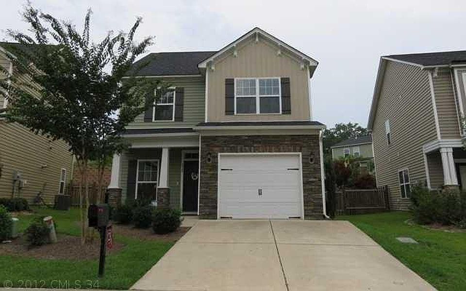 1st image of 212 Canal Place Dr