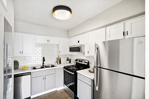Westminster Club Apartments Photo 1