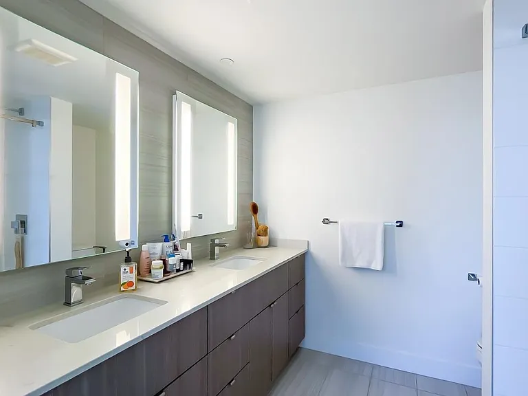 1788 Columbia St #1202 — Photo 14