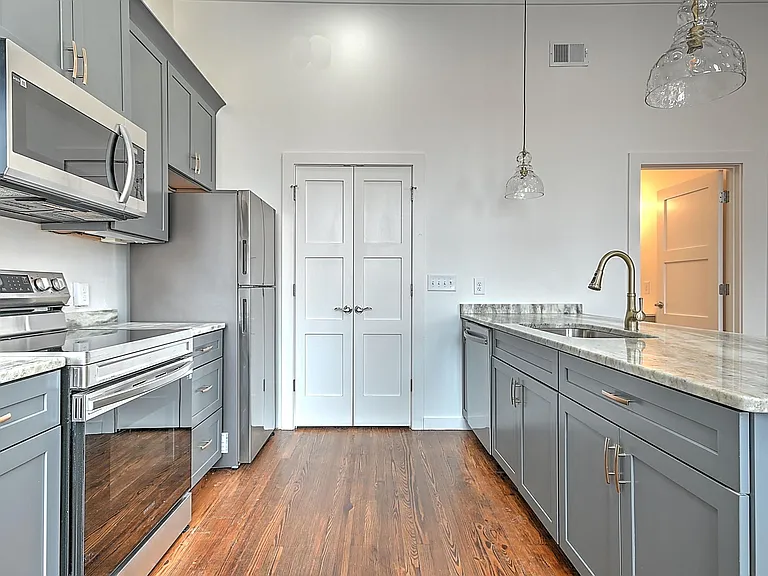 503 State St #203 — Photo 6