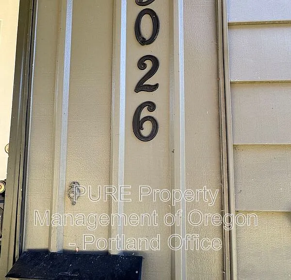 5026 N Harvard St #A — Photo 2