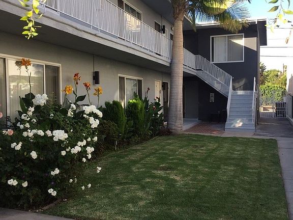 2nd image of 1432 Barry Ave APT 4