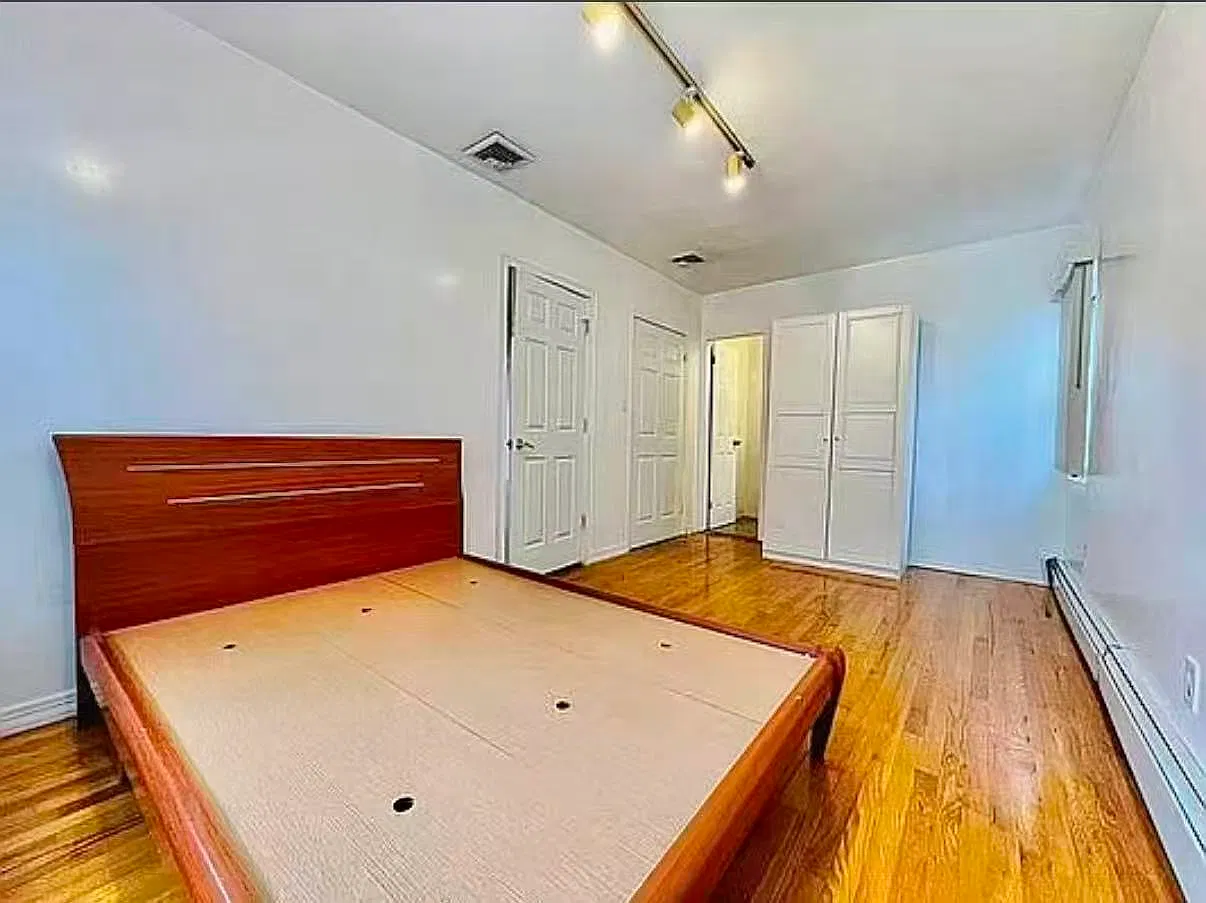 3 bed, 1450 sqft, $3,500 — Photo 3