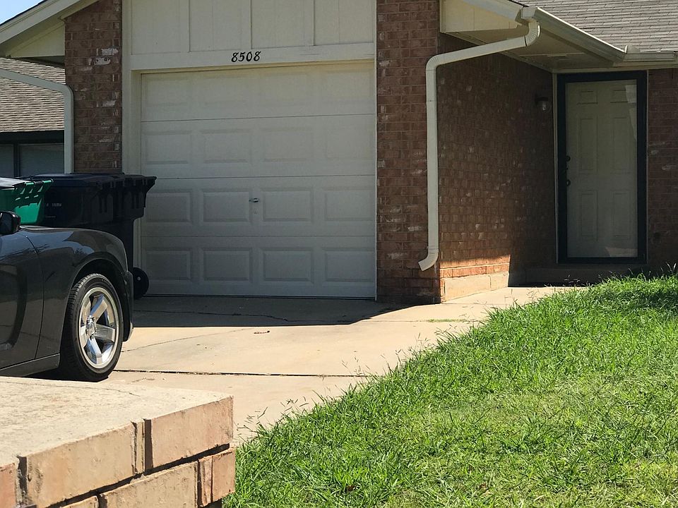 Front view - one car garage