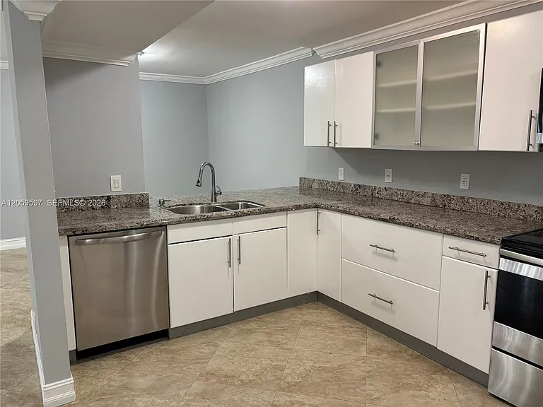 9876 NW 35th St #9876 — Photo 3