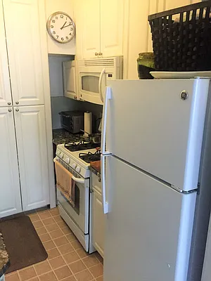 Rented by Stefan R. Capan, LREB | media 26