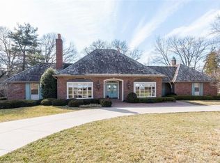 6432 Aberdeen Rd, Mission Hills, KS 66208