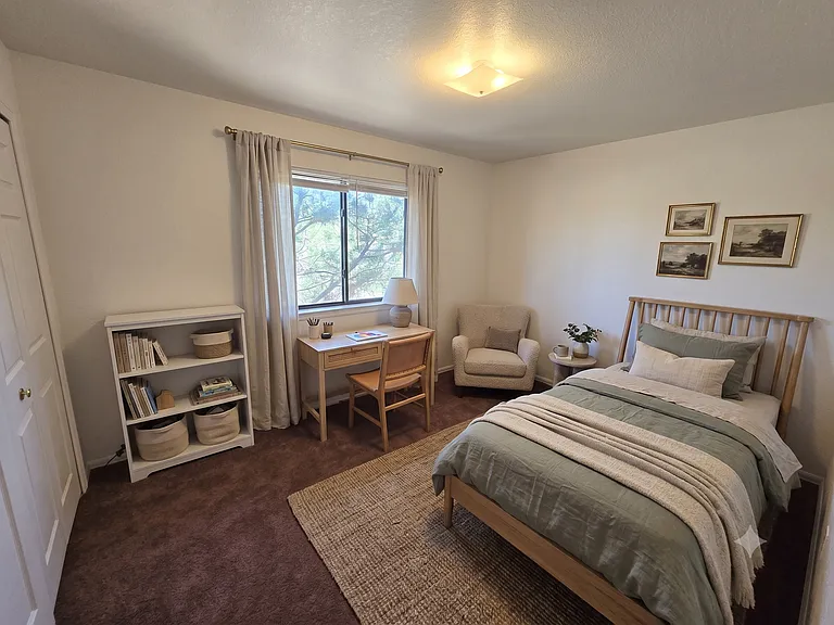 80 Blackburn Ln — Photo 17