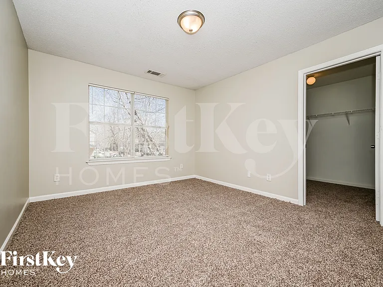 2355 Brianna Dr — Photo 7