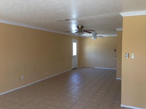 5th image of 530 Damon Dr