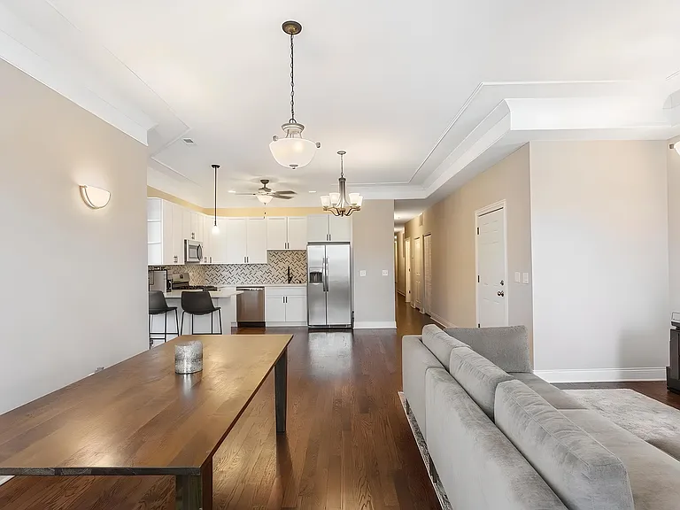 4520 S King Dr #3B — Photo 6