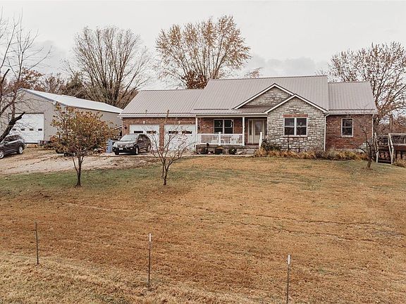 2nd image of 375 Road Runner Ln