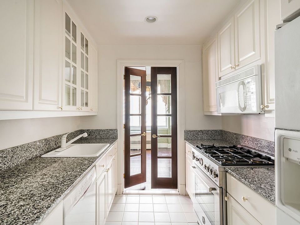 1st image of 308 E 72nd St APT 6B