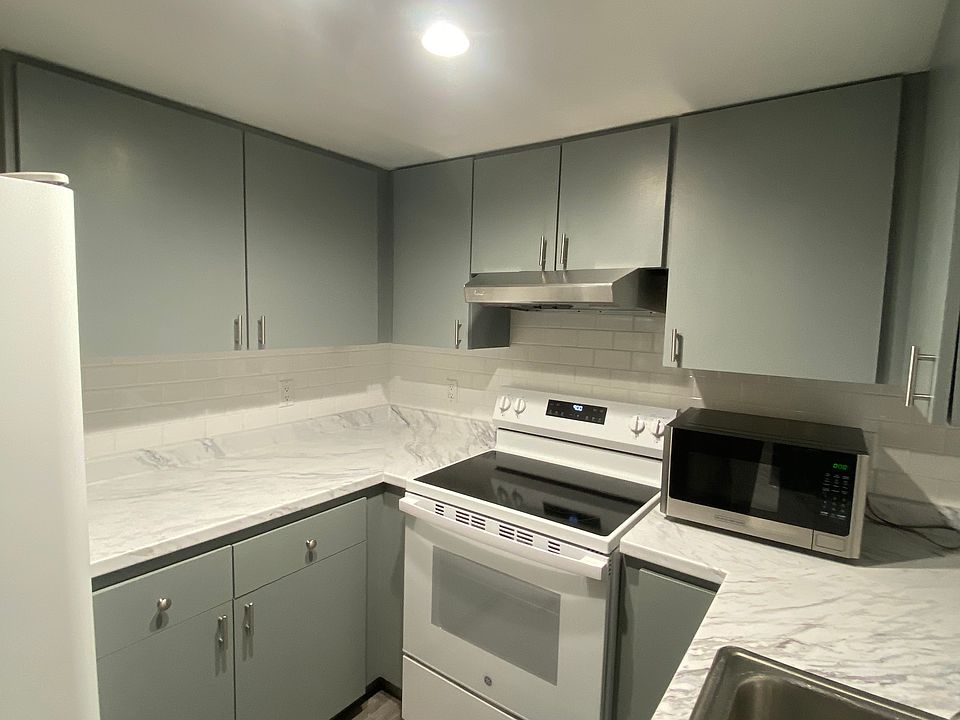 1st image of 624 S 500 W APT 3