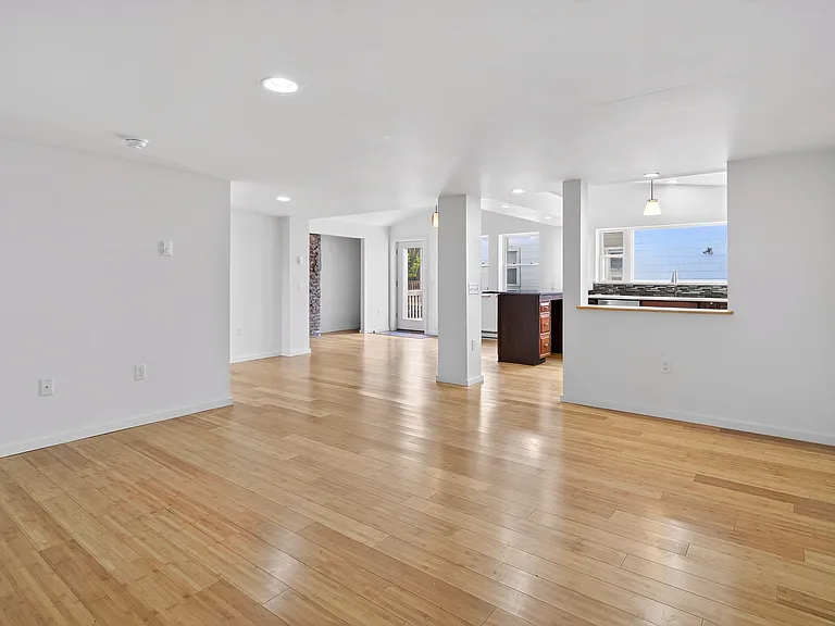 321 N Fulton St #1 — Photo 9