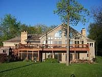 2nd image of 701 S Emerald Dr