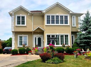 9124 Cherry Ave, Morton Grove, IL 60053