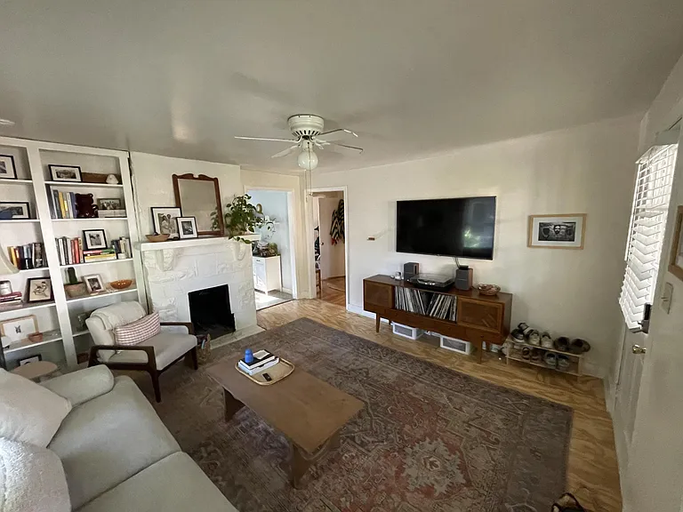 2235 Kline Ave — Photo 3