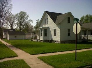 1625 S 14th St, Burlington, IA 52601