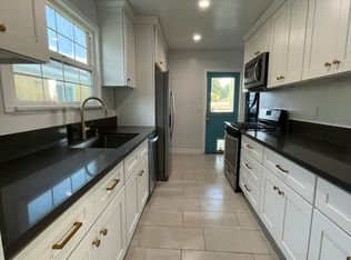 5007 W 118th St, Hawthorne, CA 90250
