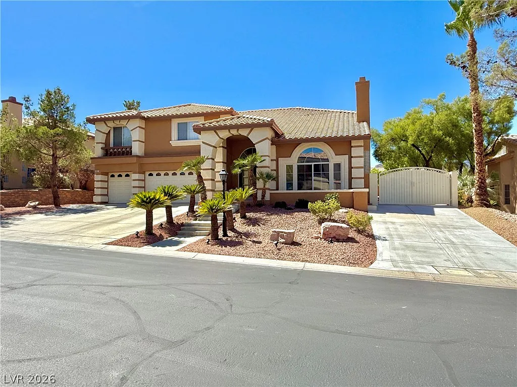 5 bed, 3.5 bath, 4946 sqft, $4,700 — Photo 3