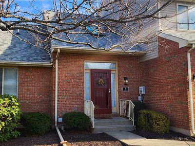 8 Winfield Ct, Easton, PA, 18045