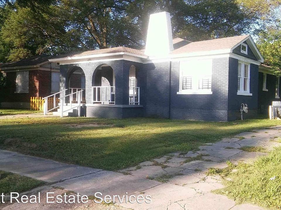 2nd image of 830 N McNeil St