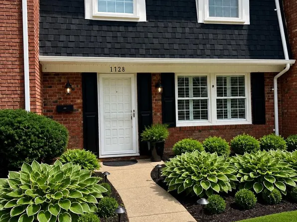 1728 Whitfield Ct, Crofton, MD 21114