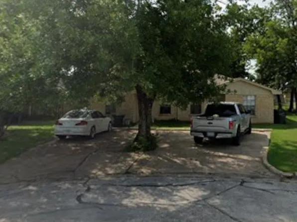 1602 Cloverdale Cir, College Station, TX 77840