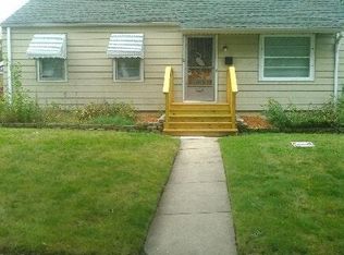 1300 Howard Ave, Berkeley, IL 60163