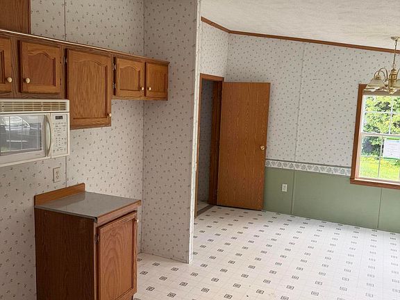 5th image of 149 Green Valley Rd