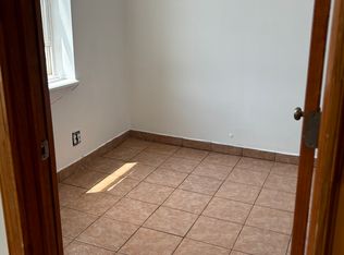 2600 W 24th Pl, Chicago, IL 60608