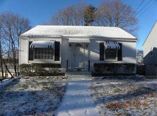 10 Pinehurst Ave, Methuen, MA 01844
