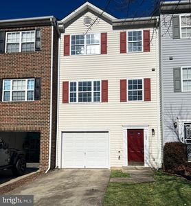 1308 Sutler Ter, Oxon Hill, MD, 20745