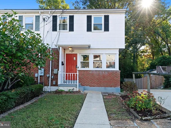 7015 Stanford Dr, Alexandria, VA 22307