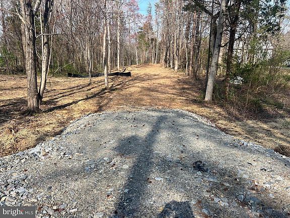 2nd image of Historic Ln