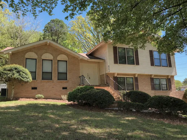 9200 Joyce Kilmer Dr, Charlotte, NC 28213